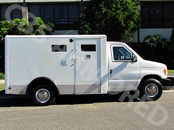 2002 Ford e350 van weight
